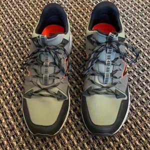 New balance all terrain trail runner size 10 men’s